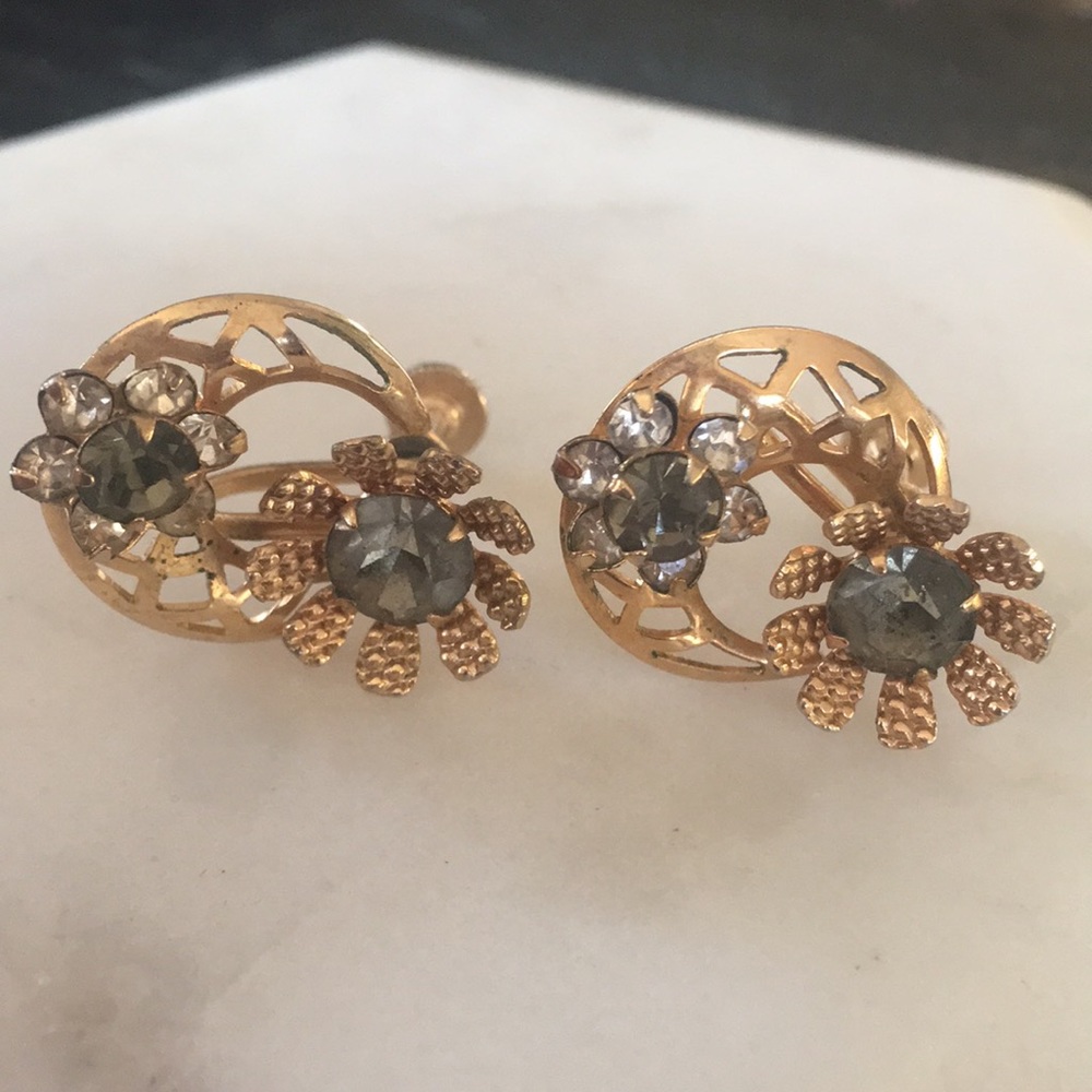 Vintage Screw Back Earrings